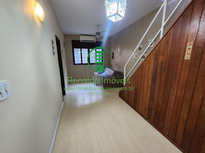 Casa de 4 quartos, no bairro Catete, em Rio de Janeiro | Eu Corretor