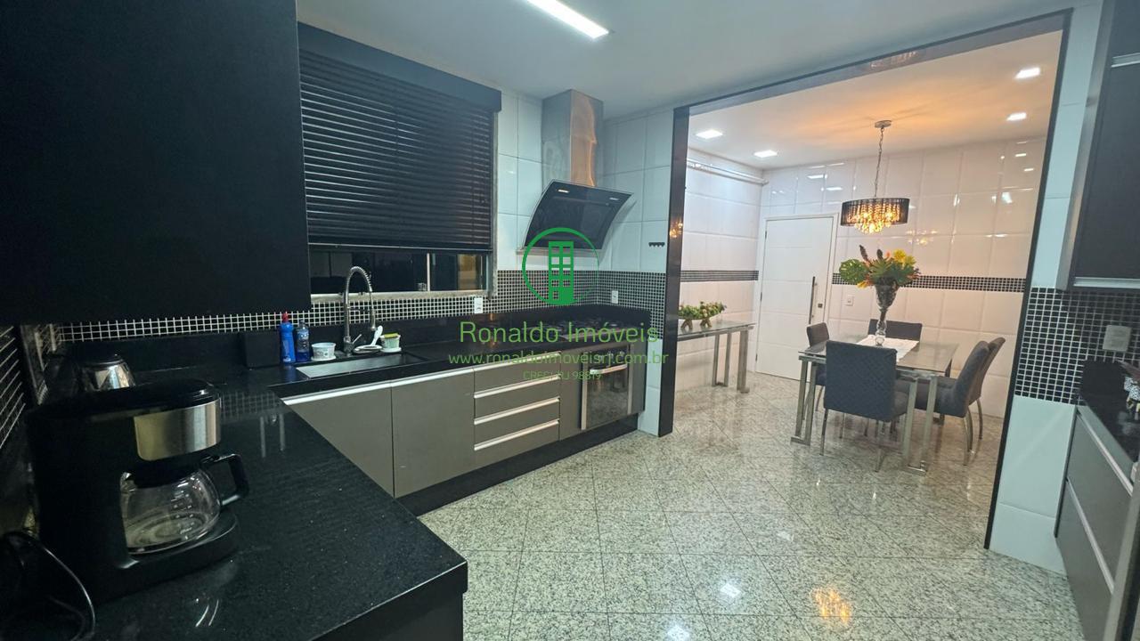 Casa de 4 quartos, 400m² no bairro Jardim Guanabara, em Rio de Janeiro | Eu Corretor